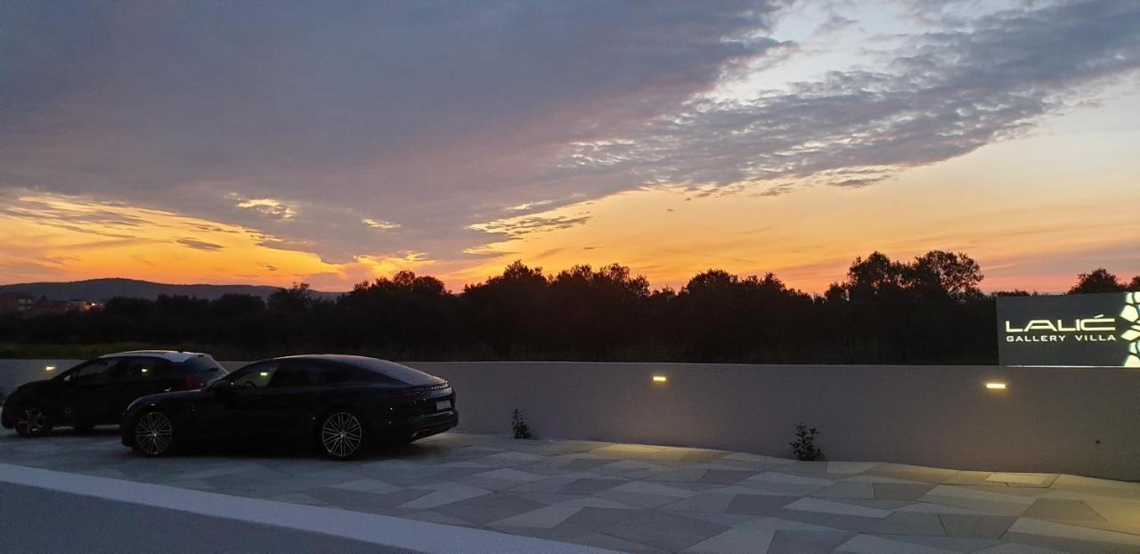 Lalic Gallery Villa ビビニェ エクステリア 写真